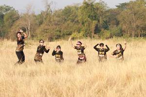 BIB: 
                            <button type="button" onclick="openModal(7255201)" class="btn btn-primary btn-sm float-right btn-popup" data-toggle="modal" data-target=".modal-high-quality">
                        <i class="fas fa-shopping-cart"></i> Add to Cart
                    </button>
                                            <button type="button" onclick="isThisMe(7255201, true)" class="btn btn-success btn-sm float-right btn-popup btn-isme hidden" data-toggle="tooltip" data-placement="bottom" title="นี่คือรูปของคุณใช่ไหม คลิกที่นี่เพื่อเอาเข้าอัลบั้ม">
                        <i class="fas fa-plus"></i> Add to album
                    </button>
                    <button type="button" onclick="isThisMe(7255201, false)" class="btn btn-warning btn-sm float-right btn-popup btn-isnotme hidden">
                        <i class="fas fa-ban"></i> Remove from album
                    </button>