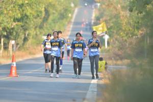 BIB: 1002
                            <button type="button" onclick="openModal(7168595)" class="btn btn-primary btn-sm float-right btn-popup" data-toggle="modal" data-target=".modal-high-quality">
                        <i class="fas fa-shopping-cart"></i> Add to Cart
                    </button>
                                            <button type="button" onclick="isThisMe(7168595, true)" class="btn btn-success btn-sm float-right btn-popup btn-isme hidden" data-toggle="tooltip" data-placement="bottom" title="นี่คือรูปของคุณใช่ไหม คลิกที่นี่เพื่อเอาเข้าอัลบั้ม">
                        <i class="fas fa-plus"></i> Add to album
                    </button>
                    <button type="button" onclick="isThisMe(7168595, false)" class="btn btn-warning btn-sm float-right btn-popup btn-isnotme hidden">
                        <i class="fas fa-ban"></i> Remove from album
                    </button>