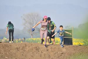 BIB: 3029
                            <button type="button" onclick="openModal(7147128)" class="btn btn-primary btn-sm float-right btn-popup" data-toggle="modal" data-target=".modal-high-quality">
                        <i class="fas fa-shopping-cart"></i> Add to Cart
                    </button>
                                            <button type="button" onclick="isThisMe(7147128, true)" class="btn btn-success btn-sm float-right btn-popup btn-isme hidden" data-toggle="tooltip" data-placement="bottom" title="นี่คือรูปของคุณใช่ไหม คลิกที่นี่เพื่อเอาเข้าอัลบั้ม">
                        <i class="fas fa-plus"></i> Add to album
                    </button>
                    <button type="button" onclick="isThisMe(7147128, false)" class="btn btn-warning btn-sm float-right btn-popup btn-isnotme hidden">
                        <i class="fas fa-ban"></i> Remove from album
                    </button>