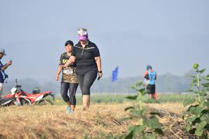 BIB: 
                            <button type="button" onclick="openModal(7147384)" class="btn btn-primary btn-sm float-right btn-popup" data-toggle="modal" data-target=".modal-high-quality">
                        <i class="fas fa-shopping-cart"></i> Add to Cart
                    </button>
                                            <button type="button" onclick="isThisMe(7147384, true)" class="btn btn-success btn-sm float-right btn-popup btn-isme hidden" data-toggle="tooltip" data-placement="bottom" title="นี่คือรูปของคุณใช่ไหม คลิกที่นี่เพื่อเอาเข้าอัลบั้ม">
                        <i class="fas fa-plus"></i> Add to album
                    </button>
                    <button type="button" onclick="isThisMe(7147384, false)" class="btn btn-warning btn-sm float-right btn-popup btn-isnotme hidden">
                        <i class="fas fa-ban"></i> Remove from album
                    </button>