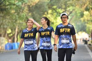 BIB: 7018, 7084, 7028
                            <button type="button" onclick="openModal(7147462)" class="btn btn-primary btn-sm float-right btn-popup" data-toggle="modal" data-target=".modal-high-quality">
                        <i class="fas fa-shopping-cart"></i> Add to Cart
                    </button>
                                            <button type="button" onclick="isThisMe(7147462, true)" class="btn btn-success btn-sm float-right btn-popup btn-isme hidden" data-toggle="tooltip" data-placement="bottom" title="นี่คือรูปของคุณใช่ไหม คลิกที่นี่เพื่อเอาเข้าอัลบั้ม">
                        <i class="fas fa-plus"></i> Add to album
                    </button>
                    <button type="button" onclick="isThisMe(7147462, false)" class="btn btn-warning btn-sm float-right btn-popup btn-isnotme hidden">
                        <i class="fas fa-ban"></i> Remove from album
                    </button>