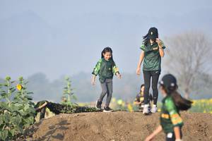 BIB: 
                            <button type="button" onclick="openModal(7147140)" class="btn btn-primary btn-sm float-right btn-popup" data-toggle="modal" data-target=".modal-high-quality">
                        <i class="fas fa-shopping-cart"></i> Add to Cart
                    </button>
                                            <button type="button" onclick="isThisMe(7147140, true)" class="btn btn-success btn-sm float-right btn-popup btn-isme hidden" data-toggle="tooltip" data-placement="bottom" title="นี่คือรูปของคุณใช่ไหม คลิกที่นี่เพื่อเอาเข้าอัลบั้ม">
                        <i class="fas fa-plus"></i> Add to album
                    </button>
                    <button type="button" onclick="isThisMe(7147140, false)" class="btn btn-warning btn-sm float-right btn-popup btn-isnotme hidden">
                        <i class="fas fa-ban"></i> Remove from album
                    </button>