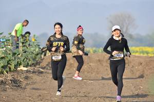 BIB: 3003, 3002
                            <button type="button" onclick="openModal(7147372)" class="btn btn-primary btn-sm float-right btn-popup" data-toggle="modal" data-target=".modal-high-quality">
                        <i class="fas fa-shopping-cart"></i> Add to Cart
                    </button>
                                            <button type="button" onclick="isThisMe(7147372, true)" class="btn btn-success btn-sm float-right btn-popup btn-isme hidden" data-toggle="tooltip" data-placement="bottom" title="นี่คือรูปของคุณใช่ไหม คลิกที่นี่เพื่อเอาเข้าอัลบั้ม">
                        <i class="fas fa-plus"></i> Add to album
                    </button>
                    <button type="button" onclick="isThisMe(7147372, false)" class="btn btn-warning btn-sm float-right btn-popup btn-isnotme hidden">
                        <i class="fas fa-ban"></i> Remove from album
                    </button>