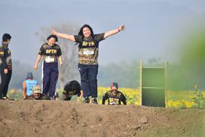 BIB: 3121
                            <button type="button" onclick="openModal(7147323)" class="btn btn-primary btn-sm float-right btn-popup" data-toggle="modal" data-target=".modal-high-quality">
                        <i class="fas fa-shopping-cart"></i> Add to Cart
                    </button>
                                            <button type="button" onclick="isThisMe(7147323, true)" class="btn btn-success btn-sm float-right btn-popup btn-isme hidden" data-toggle="tooltip" data-placement="bottom" title="นี่คือรูปของคุณใช่ไหม คลิกที่นี่เพื่อเอาเข้าอัลบั้ม">
                        <i class="fas fa-plus"></i> Add to album
                    </button>
                    <button type="button" onclick="isThisMe(7147323, false)" class="btn btn-warning btn-sm float-right btn-popup btn-isnotme hidden">
                        <i class="fas fa-ban"></i> Remove from album
                    </button>