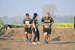 BIB: 060
                            <button type="button" onclick="openModal(7147215)" class="btn btn-primary btn-sm float-right btn-popup" data-toggle="modal" data-target=".modal-high-quality">
                        <i class="fas fa-shopping-cart"></i> Add to Cart
                    </button>
                                            <button type="button" onclick="isThisMe(7147215, true)" class="btn btn-success btn-sm float-right btn-popup btn-isme hidden" data-toggle="tooltip" data-placement="bottom" title="นี่คือรูปของคุณใช่ไหม คลิกที่นี่เพื่อเอาเข้าอัลบั้ม">
                        <i class="fas fa-plus"></i> Add to album
                    </button>
                    <button type="button" onclick="isThisMe(7147215, false)" class="btn btn-warning btn-sm float-right btn-popup btn-isnotme hidden">
                        <i class="fas fa-ban"></i> Remove from album
                    </button>