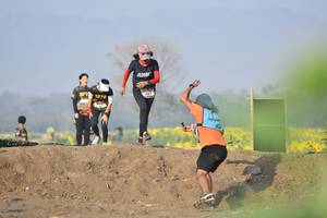 BIB: 3009
                            <button type="button" onclick="openModal(7147309)" class="btn btn-primary btn-sm float-right btn-popup" data-toggle="modal" data-target=".modal-high-quality">
                        <i class="fas fa-shopping-cart"></i> Add to Cart
                    </button>
                                            <button type="button" onclick="isThisMe(7147309, true)" class="btn btn-success btn-sm float-right btn-popup btn-isme hidden" data-toggle="tooltip" data-placement="bottom" title="นี่คือรูปของคุณใช่ไหม คลิกที่นี่เพื่อเอาเข้าอัลบั้ม">
                        <i class="fas fa-plus"></i> Add to album
                    </button>
                    <button type="button" onclick="isThisMe(7147309, false)" class="btn btn-warning btn-sm float-right btn-popup btn-isnotme hidden">
                        <i class="fas fa-ban"></i> Remove from album
                    </button>