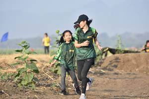 BIB: 
                            <button type="button" onclick="openModal(7147149)" class="btn btn-primary btn-sm float-right btn-popup" data-toggle="modal" data-target=".modal-high-quality">
                        <i class="fas fa-shopping-cart"></i> Add to Cart
                    </button>
                                            <button type="button" onclick="isThisMe(7147149, true)" class="btn btn-success btn-sm float-right btn-popup btn-isme hidden" data-toggle="tooltip" data-placement="bottom" title="นี่คือรูปของคุณใช่ไหม คลิกที่นี่เพื่อเอาเข้าอัลบั้ม">
                        <i class="fas fa-plus"></i> Add to album
                    </button>
                    <button type="button" onclick="isThisMe(7147149, false)" class="btn btn-warning btn-sm float-right btn-popup btn-isnotme hidden">
                        <i class="fas fa-ban"></i> Remove from album
                    </button>