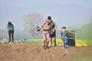 BIB: 3023, 3031
                            <button type="button" onclick="openModal(7147130)" class="btn btn-primary btn-sm float-right btn-popup" data-toggle="modal" data-target=".modal-high-quality">
                        <i class="fas fa-shopping-cart"></i> Add to Cart
                    </button>
                                            <button type="button" onclick="isThisMe(7147130, true)" class="btn btn-success btn-sm float-right btn-popup btn-isme hidden" data-toggle="tooltip" data-placement="bottom" title="นี่คือรูปของคุณใช่ไหม คลิกที่นี่เพื่อเอาเข้าอัลบั้ม">
                        <i class="fas fa-plus"></i> Add to album
                    </button>
                    <button type="button" onclick="isThisMe(7147130, false)" class="btn btn-warning btn-sm float-right btn-popup btn-isnotme hidden">
                        <i class="fas fa-ban"></i> Remove from album
                    </button>