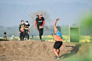 BIB: 
                            <button type="button" onclick="openModal(7247001)" class="btn btn-primary btn-sm float-right btn-popup" data-toggle="modal" data-target=".modal-high-quality">
                        <i class="fas fa-shopping-cart"></i> Add to Cart
                    </button>
                                            <button type="button" onclick="isThisMe(7247001, true)" class="btn btn-success btn-sm float-right btn-popup btn-isme hidden" data-toggle="tooltip" data-placement="bottom" title="นี่คือรูปของคุณใช่ไหม คลิกที่นี่เพื่อเอาเข้าอัลบั้ม">
                        <i class="fas fa-plus"></i> Add to album
                    </button>
                    <button type="button" onclick="isThisMe(7247001, false)" class="btn btn-warning btn-sm float-right btn-popup btn-isnotme hidden">
                        <i class="fas fa-ban"></i> Remove from album
                    </button>