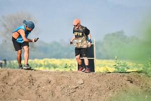 BIB: 13092
                            <button type="button" onclick="openModal(7246948)" class="btn btn-primary btn-sm float-right btn-popup" data-toggle="modal" data-target=".modal-high-quality">
                        <i class="fas fa-shopping-cart"></i> Add to Cart
                    </button>
                                            <button type="button" onclick="isThisMe(7246948, true)" class="btn btn-success btn-sm float-right btn-popup btn-isme hidden" data-toggle="tooltip" data-placement="bottom" title="นี่คือรูปของคุณใช่ไหม คลิกที่นี่เพื่อเอาเข้าอัลบั้ม">
                        <i class="fas fa-plus"></i> Add to album
                    </button>
                    <button type="button" onclick="isThisMe(7246948, false)" class="btn btn-warning btn-sm float-right btn-popup btn-isnotme hidden">
                        <i class="fas fa-ban"></i> Remove from album
                    </button>