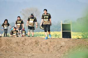 BIB: 3053
                            <button type="button" onclick="openModal(7246811)" class="btn btn-primary btn-sm float-right btn-popup" data-toggle="modal" data-target=".modal-high-quality">
                        <i class="fas fa-shopping-cart"></i> Add to Cart
                    </button>
                                            <button type="button" onclick="isThisMe(7246811, true)" class="btn btn-success btn-sm float-right btn-popup btn-isme hidden" data-toggle="tooltip" data-placement="bottom" title="นี่คือรูปของคุณใช่ไหม คลิกที่นี่เพื่อเอาเข้าอัลบั้ม">
                        <i class="fas fa-plus"></i> Add to album
                    </button>
                    <button type="button" onclick="isThisMe(7246811, false)" class="btn btn-warning btn-sm float-right btn-popup btn-isnotme hidden">
                        <i class="fas fa-ban"></i> Remove from album
                    </button>