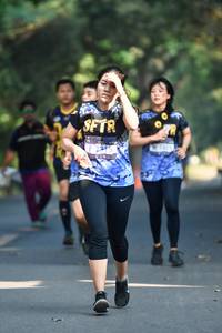 BIB: 2215
                            <button type="button" onclick="openModal(7247185)" class="btn btn-primary btn-sm float-right btn-popup" data-toggle="modal" data-target=".modal-high-quality">
                        <i class="fas fa-shopping-cart"></i> Add to Cart
                    </button>
                                            <button type="button" onclick="isThisMe(7247185, true)" class="btn btn-success btn-sm float-right btn-popup btn-isme hidden" data-toggle="tooltip" data-placement="bottom" title="นี่คือรูปของคุณใช่ไหม คลิกที่นี่เพื่อเอาเข้าอัลบั้ม">
                        <i class="fas fa-plus"></i> Add to album
                    </button>
                    <button type="button" onclick="isThisMe(7247185, false)" class="btn btn-warning btn-sm float-right btn-popup btn-isnotme hidden">
                        <i class="fas fa-ban"></i> Remove from album
                    </button>