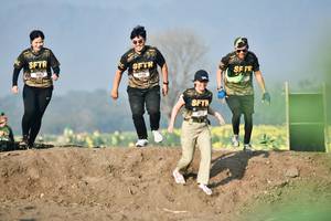 BIB: 3106
                            <button type="button" onclick="openModal(7247061)" class="btn btn-primary btn-sm float-right btn-popup" data-toggle="modal" data-target=".modal-high-quality">
                        <i class="fas fa-shopping-cart"></i> Add to Cart
                    </button>
                                            <button type="button" onclick="isThisMe(7247061, true)" class="btn btn-success btn-sm float-right btn-popup btn-isme hidden" data-toggle="tooltip" data-placement="bottom" title="นี่คือรูปของคุณใช่ไหม คลิกที่นี่เพื่อเอาเข้าอัลบั้ม">
                        <i class="fas fa-plus"></i> Add to album
                    </button>
                    <button type="button" onclick="isThisMe(7247061, false)" class="btn btn-warning btn-sm float-right btn-popup btn-isnotme hidden">
                        <i class="fas fa-ban"></i> Remove from album
                    </button>