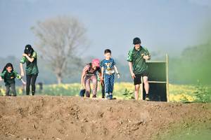 BIB: 
                            <button type="button" onclick="openModal(7246717)" class="btn btn-primary btn-sm float-right btn-popup" data-toggle="modal" data-target=".modal-high-quality">
                        <i class="fas fa-shopping-cart"></i> Add to Cart
                    </button>
                                            <button type="button" onclick="isThisMe(7246717, true)" class="btn btn-success btn-sm float-right btn-popup btn-isme hidden" data-toggle="tooltip" data-placement="bottom" title="นี่คือรูปของคุณใช่ไหม คลิกที่นี่เพื่อเอาเข้าอัลบั้ม">
                        <i class="fas fa-plus"></i> Add to album
                    </button>
                    <button type="button" onclick="isThisMe(7246717, false)" class="btn btn-warning btn-sm float-right btn-popup btn-isnotme hidden">
                        <i class="fas fa-ban"></i> Remove from album
                    </button>