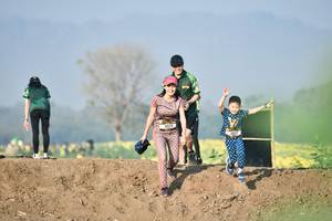 BIB: 3029, 3031
                            <button type="button" onclick="openModal(7246735)" class="btn btn-primary btn-sm float-right btn-popup" data-toggle="modal" data-target=".modal-high-quality">
                        <i class="fas fa-shopping-cart"></i> Add to Cart
                    </button>
                                            <button type="button" onclick="isThisMe(7246735, true)" class="btn btn-success btn-sm float-right btn-popup btn-isme hidden" data-toggle="tooltip" data-placement="bottom" title="นี่คือรูปของคุณใช่ไหม คลิกที่นี่เพื่อเอาเข้าอัลบั้ม">
                        <i class="fas fa-plus"></i> Add to album
                    </button>
                    <button type="button" onclick="isThisMe(7246735, false)" class="btn btn-warning btn-sm float-right btn-popup btn-isnotme hidden">
                        <i class="fas fa-ban"></i> Remove from album
                    </button>