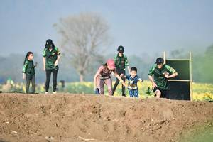 BIB: 
                            <button type="button" onclick="openModal(7246713)" class="btn btn-primary btn-sm float-right btn-popup" data-toggle="modal" data-target=".modal-high-quality">
                        <i class="fas fa-shopping-cart"></i> Add to Cart
                    </button>
                                            <button type="button" onclick="isThisMe(7246713, true)" class="btn btn-success btn-sm float-right btn-popup btn-isme hidden" data-toggle="tooltip" data-placement="bottom" title="นี่คือรูปของคุณใช่ไหม คลิกที่นี่เพื่อเอาเข้าอัลบั้ม">
                        <i class="fas fa-plus"></i> Add to album
                    </button>
                    <button type="button" onclick="isThisMe(7246713, false)" class="btn btn-warning btn-sm float-right btn-popup btn-isnotme hidden">
                        <i class="fas fa-ban"></i> Remove from album
                    </button>