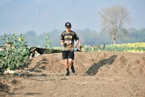 BIB: 049
                            <button type="button" onclick="openModal(7246886)" class="btn btn-primary btn-sm float-right btn-popup" data-toggle="modal" data-target=".modal-high-quality">
                        <i class="fas fa-shopping-cart"></i> Add to Cart
                    </button>
                                            <button type="button" onclick="isThisMe(7246886, true)" class="btn btn-success btn-sm float-right btn-popup btn-isme hidden" data-toggle="tooltip" data-placement="bottom" title="นี่คือรูปของคุณใช่ไหม คลิกที่นี่เพื่อเอาเข้าอัลบั้ม">
                        <i class="fas fa-plus"></i> Add to album
                    </button>
                    <button type="button" onclick="isThisMe(7246886, false)" class="btn btn-warning btn-sm float-right btn-popup btn-isnotme hidden">
                        <i class="fas fa-ban"></i> Remove from album
                    </button>