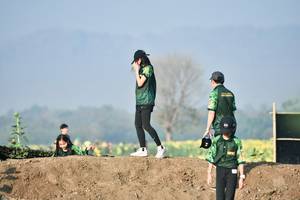 BIB: 
                            <button type="button" onclick="openModal(7246747)" class="btn btn-primary btn-sm float-right btn-popup" data-toggle="modal" data-target=".modal-high-quality">
                        <i class="fas fa-shopping-cart"></i> Add to Cart
                    </button>
                                            <button type="button" onclick="isThisMe(7246747, true)" class="btn btn-success btn-sm float-right btn-popup btn-isme hidden" data-toggle="tooltip" data-placement="bottom" title="นี่คือรูปของคุณใช่ไหม คลิกที่นี่เพื่อเอาเข้าอัลบั้ม">
                        <i class="fas fa-plus"></i> Add to album
                    </button>
                    <button type="button" onclick="isThisMe(7246747, false)" class="btn btn-warning btn-sm float-right btn-popup btn-isnotme hidden">
                        <i class="fas fa-ban"></i> Remove from album
                    </button>