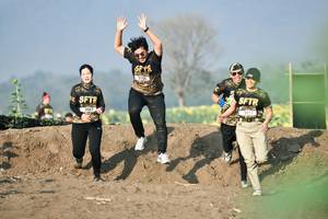 BIB: 3106, 3012, 3067
                            <button type="button" onclick="openModal(7247064)" class="btn btn-primary btn-sm float-right btn-popup" data-toggle="modal" data-target=".modal-high-quality">
                        <i class="fas fa-shopping-cart"></i> Add to Cart
                    </button>
                                            <button type="button" onclick="isThisMe(7247064, true)" class="btn btn-success btn-sm float-right btn-popup btn-isme hidden" data-toggle="tooltip" data-placement="bottom" title="นี่คือรูปของคุณใช่ไหม คลิกที่นี่เพื่อเอาเข้าอัลบั้ม">
                        <i class="fas fa-plus"></i> Add to album
                    </button>
                    <button type="button" onclick="isThisMe(7247064, false)" class="btn btn-warning btn-sm float-right btn-popup btn-isnotme hidden">
                        <i class="fas fa-ban"></i> Remove from album
                    </button>