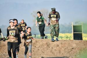 BIB: 312, 2030
                            <button type="button" onclick="openModal(7246838)" class="btn btn-primary btn-sm float-right btn-popup" data-toggle="modal" data-target=".modal-high-quality">
                        <i class="fas fa-shopping-cart"></i> Add to Cart
                    </button>
                                            <button type="button" onclick="isThisMe(7246838, true)" class="btn btn-success btn-sm float-right btn-popup btn-isme hidden" data-toggle="tooltip" data-placement="bottom" title="นี่คือรูปของคุณใช่ไหม คลิกที่นี่เพื่อเอาเข้าอัลบั้ม">
                        <i class="fas fa-plus"></i> Add to album
                    </button>
                    <button type="button" onclick="isThisMe(7246838, false)" class="btn btn-warning btn-sm float-right btn-popup btn-isnotme hidden">
                        <i class="fas fa-ban"></i> Remove from album
                    </button>