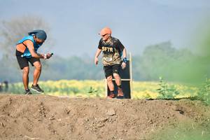 BIB: 3092
                            <button type="button" onclick="openModal(7246945)" class="btn btn-primary btn-sm float-right btn-popup" data-toggle="modal" data-target=".modal-high-quality">
                        <i class="fas fa-shopping-cart"></i> Add to Cart
                    </button>
                                            <button type="button" onclick="isThisMe(7246945, true)" class="btn btn-success btn-sm float-right btn-popup btn-isme hidden" data-toggle="tooltip" data-placement="bottom" title="นี่คือรูปของคุณใช่ไหม คลิกที่นี่เพื่อเอาเข้าอัลบั้ม">
                        <i class="fas fa-plus"></i> Add to album
                    </button>
                    <button type="button" onclick="isThisMe(7246945, false)" class="btn btn-warning btn-sm float-right btn-popup btn-isnotme hidden">
                        <i class="fas fa-ban"></i> Remove from album
                    </button>