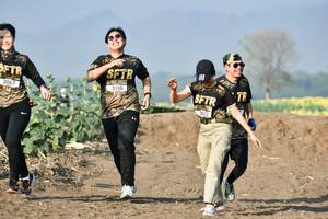 BIB: 3106, 3067, 3012
                            <button type="button" onclick="openModal(7247075)" class="btn btn-primary btn-sm float-right btn-popup" data-toggle="modal" data-target=".modal-high-quality">
                        <i class="fas fa-shopping-cart"></i> Add to Cart
                    </button>
                                            <button type="button" onclick="isThisMe(7247075, true)" class="btn btn-success btn-sm float-right btn-popup btn-isme hidden" data-toggle="tooltip" data-placement="bottom" title="นี่คือรูปของคุณใช่ไหม คลิกที่นี่เพื่อเอาเข้าอัลบั้ม">
                        <i class="fas fa-plus"></i> Add to album
                    </button>
                    <button type="button" onclick="isThisMe(7247075, false)" class="btn btn-warning btn-sm float-right btn-popup btn-isnotme hidden">
                        <i class="fas fa-ban"></i> Remove from album
                    </button>