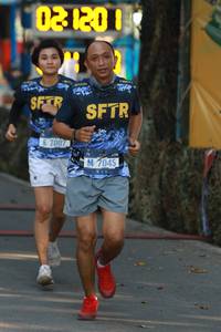 BIB: 2007, 7045
                            <button type="button" onclick="openModal(7200896)" class="btn btn-primary btn-sm float-right btn-popup" data-toggle="modal" data-target=".modal-high-quality">
                        <i class="fas fa-shopping-cart"></i> Add to Cart
                    </button>
                                            <button type="button" onclick="isThisMe(7200896, true)" class="btn btn-success btn-sm float-right btn-popup btn-isme hidden" data-toggle="tooltip" data-placement="bottom" title="นี่คือรูปของคุณใช่ไหม คลิกที่นี่เพื่อเอาเข้าอัลบั้ม">
                        <i class="fas fa-plus"></i> Add to album
                    </button>
                    <button type="button" onclick="isThisMe(7200896, false)" class="btn btn-warning btn-sm float-right btn-popup btn-isnotme hidden">
                        <i class="fas fa-ban"></i> Remove from album
                    </button>