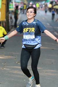 BIB: 7221
                            <button type="button" onclick="openModal(7211649)" class="btn btn-primary btn-sm float-right btn-popup" data-toggle="modal" data-target=".modal-high-quality">
                        <i class="fas fa-shopping-cart"></i> Add to Cart
                    </button>
                                            <button type="button" onclick="isThisMe(7211649, true)" class="btn btn-success btn-sm float-right btn-popup btn-isme hidden" data-toggle="tooltip" data-placement="bottom" title="นี่คือรูปของคุณใช่ไหม คลิกที่นี่เพื่อเอาเข้าอัลบั้ม">
                        <i class="fas fa-plus"></i> Add to album
                    </button>
                    <button type="button" onclick="isThisMe(7211649, false)" class="btn btn-warning btn-sm float-right btn-popup btn-isnotme hidden">
                        <i class="fas fa-ban"></i> Remove from album
                    </button>