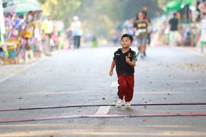 BIB: 
                            <button type="button" onclick="openModal(7226787)" class="btn btn-primary btn-sm float-right btn-popup" data-toggle="modal" data-target=".modal-high-quality">
                        <i class="fas fa-shopping-cart"></i> Add to Cart
                    </button>
                                            <button type="button" onclick="isThisMe(7226787, true)" class="btn btn-success btn-sm float-right btn-popup btn-isme hidden" data-toggle="tooltip" data-placement="bottom" title="นี่คือรูปของคุณใช่ไหม คลิกที่นี่เพื่อเอาเข้าอัลบั้ม">
                        <i class="fas fa-plus"></i> Add to album
                    </button>
                    <button type="button" onclick="isThisMe(7226787, false)" class="btn btn-warning btn-sm float-right btn-popup btn-isnotme hidden">
                        <i class="fas fa-ban"></i> Remove from album
                    </button>