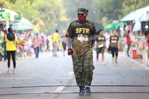 BIB: 3112
                            <button type="button" onclick="openModal(7233071)" class="btn btn-primary btn-sm float-right btn-popup" data-toggle="modal" data-target=".modal-high-quality">
                        <i class="fas fa-shopping-cart"></i> Add to Cart
                    </button>
                                            <button type="button" onclick="isThisMe(7233071, true)" class="btn btn-success btn-sm float-right btn-popup btn-isme hidden" data-toggle="tooltip" data-placement="bottom" title="นี่คือรูปของคุณใช่ไหม คลิกที่นี่เพื่อเอาเข้าอัลบั้ม">
                        <i class="fas fa-plus"></i> Add to album
                    </button>
                    <button type="button" onclick="isThisMe(7233071, false)" class="btn btn-warning btn-sm float-right btn-popup btn-isnotme hidden">
                        <i class="fas fa-ban"></i> Remove from album
                    </button>