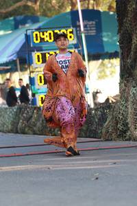 BIB: 040
                            <button type="button" onclick="openModal(7232972)" class="btn btn-primary btn-sm float-right btn-popup" data-toggle="modal" data-target=".modal-high-quality">
                        <i class="fas fa-shopping-cart"></i> Add to Cart
                    </button>
                                            <button type="button" onclick="isThisMe(7232972, true)" class="btn btn-success btn-sm float-right btn-popup btn-isme hidden" data-toggle="tooltip" data-placement="bottom" title="นี่คือรูปของคุณใช่ไหม คลิกที่นี่เพื่อเอาเข้าอัลบั้ม">
                        <i class="fas fa-plus"></i> Add to album
                    </button>
                    <button type="button" onclick="isThisMe(7232972, false)" class="btn btn-warning btn-sm float-right btn-popup btn-isnotme hidden">
                        <i class="fas fa-ban"></i> Remove from album
                    </button>