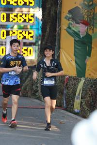 BIB: 645, 2642, 7208, 
                            <button type="button" onclick="openModal(7227480)" class="btn btn-primary btn-sm float-right btn-popup" data-toggle="modal" data-target=".modal-high-quality">
                        <i class="fas fa-shopping-cart"></i> Add to Cart
                    </button>
                                            <button type="button" onclick="isThisMe(7227480, true)" class="btn btn-success btn-sm float-right btn-popup btn-isme hidden" data-toggle="tooltip" data-placement="bottom" title="นี่คือรูปของคุณใช่ไหม คลิกที่นี่เพื่อเอาเข้าอัลบั้ม">
                        <i class="fas fa-plus"></i> Add to album
                    </button>
                    <button type="button" onclick="isThisMe(7227480, false)" class="btn btn-warning btn-sm float-right btn-popup btn-isnotme hidden">
                        <i class="fas fa-ban"></i> Remove from album
                    </button>