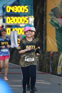 BIB: 04300, 020005, 000, 1706, 3041
                            <button type="button" onclick="openModal(7227800)" class="btn btn-primary btn-sm float-right btn-popup" data-toggle="modal" data-target=".modal-high-quality">
                        <i class="fas fa-shopping-cart"></i> Add to Cart
                    </button>
                                            <button type="button" onclick="isThisMe(7227800, true)" class="btn btn-success btn-sm float-right btn-popup btn-isme hidden" data-toggle="tooltip" data-placement="bottom" title="นี่คือรูปของคุณใช่ไหม คลิกที่นี่เพื่อเอาเข้าอัลบั้ม">
                        <i class="fas fa-plus"></i> Add to album
                    </button>
                    <button type="button" onclick="isThisMe(7227800, false)" class="btn btn-warning btn-sm float-right btn-popup btn-isnotme hidden">
                        <i class="fas fa-ban"></i> Remove from album
                    </button>