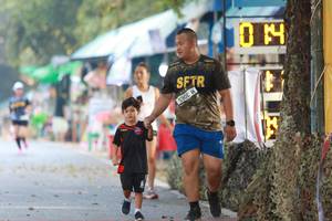 BIB: 3065
                            <button type="button" onclick="openModal(7227191)" class="btn btn-primary btn-sm float-right btn-popup" data-toggle="modal" data-target=".modal-high-quality">
                        <i class="fas fa-shopping-cart"></i> Add to Cart
                    </button>
                                            <button type="button" onclick="isThisMe(7227191, true)" class="btn btn-success btn-sm float-right btn-popup btn-isme hidden" data-toggle="tooltip" data-placement="bottom" title="นี่คือรูปของคุณใช่ไหม คลิกที่นี่เพื่อเอาเข้าอัลบั้ม">
                        <i class="fas fa-plus"></i> Add to album
                    </button>
                    <button type="button" onclick="isThisMe(7227191, false)" class="btn btn-warning btn-sm float-right btn-popup btn-isnotme hidden">
                        <i class="fas fa-ban"></i> Remove from album
                    </button>