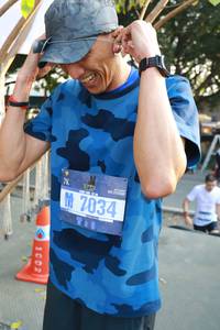 BIB: 7034, 1002
                            <button type="button" onclick="openModal(7237851)" class="btn btn-primary btn-sm float-right btn-popup" data-toggle="modal" data-target=".modal-high-quality">
                        <i class="fas fa-shopping-cart"></i> Add to Cart
                    </button>
                                            <button type="button" onclick="isThisMe(7237851, true)" class="btn btn-success btn-sm float-right btn-popup btn-isme hidden" data-toggle="tooltip" data-placement="bottom" title="นี่คือรูปของคุณใช่ไหม คลิกที่นี่เพื่อเอาเข้าอัลบั้ม">
                        <i class="fas fa-plus"></i> Add to album
                    </button>
                    <button type="button" onclick="isThisMe(7237851, false)" class="btn btn-warning btn-sm float-right btn-popup btn-isnotme hidden">
                        <i class="fas fa-ban"></i> Remove from album
                    </button>