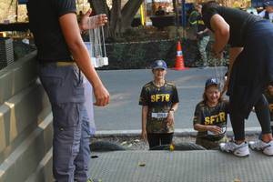 BIB: 3068
                            <button type="button" onclick="openModal(7237913)" class="btn btn-primary btn-sm float-right btn-popup" data-toggle="modal" data-target=".modal-high-quality">
                        <i class="fas fa-shopping-cart"></i> Add to Cart
                    </button>
                                            <button type="button" onclick="isThisMe(7237913, true)" class="btn btn-success btn-sm float-right btn-popup btn-isme hidden" data-toggle="tooltip" data-placement="bottom" title="นี่คือรูปของคุณใช่ไหม คลิกที่นี่เพื่อเอาเข้าอัลบั้ม">
                        <i class="fas fa-plus"></i> Add to album
                    </button>
                    <button type="button" onclick="isThisMe(7237913, false)" class="btn btn-warning btn-sm float-right btn-popup btn-isnotme hidden">
                        <i class="fas fa-ban"></i> Remove from album
                    </button>