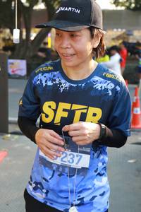 BIB: 237
                            <button type="button" onclick="openModal(7238048)" class="btn btn-primary btn-sm float-right btn-popup" data-toggle="modal" data-target=".modal-high-quality">
                        <i class="fas fa-shopping-cart"></i> Add to Cart
                    </button>
                                            <button type="button" onclick="isThisMe(7238048, true)" class="btn btn-success btn-sm float-right btn-popup btn-isme hidden" data-toggle="tooltip" data-placement="bottom" title="นี่คือรูปของคุณใช่ไหม คลิกที่นี่เพื่อเอาเข้าอัลบั้ม">
                        <i class="fas fa-plus"></i> Add to album
                    </button>
                    <button type="button" onclick="isThisMe(7238048, false)" class="btn btn-warning btn-sm float-right btn-popup btn-isnotme hidden">
                        <i class="fas fa-ban"></i> Remove from album
                    </button>