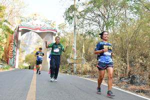 BIB: 7277
                            <button type="button" onclick="openModal(7210156)" class="btn btn-primary btn-sm float-right btn-popup" data-toggle="modal" data-target=".modal-high-quality">
                        <i class="fas fa-shopping-cart"></i> Add to Cart
                    </button>
                                            <button type="button" onclick="isThisMe(7210156, true)" class="btn btn-success btn-sm float-right btn-popup btn-isme hidden" data-toggle="tooltip" data-placement="bottom" title="นี่คือรูปของคุณใช่ไหม คลิกที่นี่เพื่อเอาเข้าอัลบั้ม">
                        <i class="fas fa-plus"></i> Add to album
                    </button>
                    <button type="button" onclick="isThisMe(7210156, false)" class="btn btn-warning btn-sm float-right btn-popup btn-isnotme hidden">
                        <i class="fas fa-ban"></i> Remove from album
                    </button>