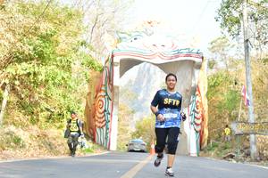 BIB: 704
                            <button type="button" onclick="openModal(7210822)" class="btn btn-primary btn-sm float-right btn-popup" data-toggle="modal" data-target=".modal-high-quality">
                        <i class="fas fa-shopping-cart"></i> Add to Cart
                    </button>
                                            <button type="button" onclick="isThisMe(7210822, true)" class="btn btn-success btn-sm float-right btn-popup btn-isme hidden" data-toggle="tooltip" data-placement="bottom" title="นี่คือรูปของคุณใช่ไหม คลิกที่นี่เพื่อเอาเข้าอัลบั้ม">
                        <i class="fas fa-plus"></i> Add to album
                    </button>
                    <button type="button" onclick="isThisMe(7210822, false)" class="btn btn-warning btn-sm float-right btn-popup btn-isnotme hidden">
                        <i class="fas fa-ban"></i> Remove from album
                    </button>