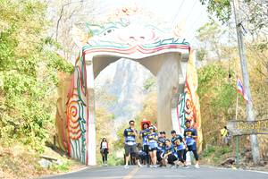 BIB: 
                            <button type="button" onclick="openModal(7210899)" class="btn btn-primary btn-sm float-right btn-popup" data-toggle="modal" data-target=".modal-high-quality">
                        <i class="fas fa-shopping-cart"></i> Add to Cart
                    </button>
                                            <button type="button" onclick="isThisMe(7210899, true)" class="btn btn-success btn-sm float-right btn-popup btn-isme hidden" data-toggle="tooltip" data-placement="bottom" title="นี่คือรูปของคุณใช่ไหม คลิกที่นี่เพื่อเอาเข้าอัลบั้ม">
                        <i class="fas fa-plus"></i> Add to album
                    </button>
                    <button type="button" onclick="isThisMe(7210899, false)" class="btn btn-warning btn-sm float-right btn-popup btn-isnotme hidden">
                        <i class="fas fa-ban"></i> Remove from album
                    </button>