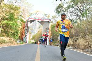 BIB: 
                            <button type="button" onclick="openModal(7210137)" class="btn btn-primary btn-sm float-right btn-popup" data-toggle="modal" data-target=".modal-high-quality">
                        <i class="fas fa-shopping-cart"></i> Add to Cart
                    </button>
                                            <button type="button" onclick="isThisMe(7210137, true)" class="btn btn-success btn-sm float-right btn-popup btn-isme hidden" data-toggle="tooltip" data-placement="bottom" title="นี่คือรูปของคุณใช่ไหม คลิกที่นี่เพื่อเอาเข้าอัลบั้ม">
                        <i class="fas fa-plus"></i> Add to album
                    </button>
                    <button type="button" onclick="isThisMe(7210137, false)" class="btn btn-warning btn-sm float-right btn-popup btn-isnotme hidden">
                        <i class="fas fa-ban"></i> Remove from album
                    </button>