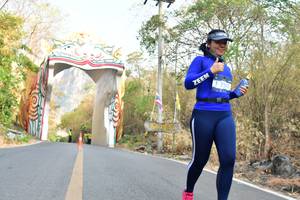 BIB: 
                            <button type="button" onclick="openModal(7210171)" class="btn btn-primary btn-sm float-right btn-popup" data-toggle="modal" data-target=".modal-high-quality">
                        <i class="fas fa-shopping-cart"></i> Add to Cart
                    </button>
                                            <button type="button" onclick="isThisMe(7210171, true)" class="btn btn-success btn-sm float-right btn-popup btn-isme hidden" data-toggle="tooltip" data-placement="bottom" title="นี่คือรูปของคุณใช่ไหม คลิกที่นี่เพื่อเอาเข้าอัลบั้ม">
                        <i class="fas fa-plus"></i> Add to album
                    </button>
                    <button type="button" onclick="isThisMe(7210171, false)" class="btn btn-warning btn-sm float-right btn-popup btn-isnotme hidden">
                        <i class="fas fa-ban"></i> Remove from album
                    </button>