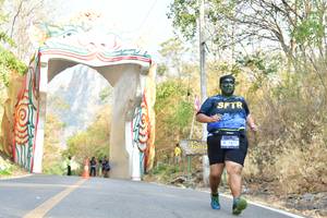 BIB: 
                            <button type="button" onclick="openModal(7210835)" class="btn btn-primary btn-sm float-right btn-popup" data-toggle="modal" data-target=".modal-high-quality">
                        <i class="fas fa-shopping-cart"></i> Add to Cart
                    </button>
                                            <button type="button" onclick="isThisMe(7210835, true)" class="btn btn-success btn-sm float-right btn-popup btn-isme hidden" data-toggle="tooltip" data-placement="bottom" title="นี่คือรูปของคุณใช่ไหม คลิกที่นี่เพื่อเอาเข้าอัลบั้ม">
                        <i class="fas fa-plus"></i> Add to album
                    </button>
                    <button type="button" onclick="isThisMe(7210835, false)" class="btn btn-warning btn-sm float-right btn-popup btn-isnotme hidden">
                        <i class="fas fa-ban"></i> Remove from album
                    </button>