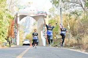 BIB: 
                            <button type="button" onclick="openModal(7210817)" class="btn btn-primary btn-sm float-right btn-popup" data-toggle="modal" data-target=".modal-high-quality">
                        <i class="fas fa-shopping-cart"></i> Add to Cart
                    </button>
                                            <button type="button" onclick="isThisMe(7210817, true)" class="btn btn-success btn-sm float-right btn-popup btn-isme hidden" data-toggle="tooltip" data-placement="bottom" title="นี่คือรูปของคุณใช่ไหม คลิกที่นี่เพื่อเอาเข้าอัลบั้ม">
                        <i class="fas fa-plus"></i> Add to album
                    </button>
                    <button type="button" onclick="isThisMe(7210817, false)" class="btn btn-warning btn-sm float-right btn-popup btn-isnotme hidden">
                        <i class="fas fa-ban"></i> Remove from album
                    </button>