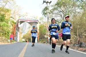 BIB: 720
                            <button type="button" onclick="openModal(7210304)" class="btn btn-primary btn-sm float-right btn-popup" data-toggle="modal" data-target=".modal-high-quality">
                        <i class="fas fa-shopping-cart"></i> Add to Cart
                    </button>
                                            <button type="button" onclick="isThisMe(7210304, true)" class="btn btn-success btn-sm float-right btn-popup btn-isme hidden" data-toggle="tooltip" data-placement="bottom" title="นี่คือรูปของคุณใช่ไหม คลิกที่นี่เพื่อเอาเข้าอัลบั้ม">
                        <i class="fas fa-plus"></i> Add to album
                    </button>
                    <button type="button" onclick="isThisMe(7210304, false)" class="btn btn-warning btn-sm float-right btn-popup btn-isnotme hidden">
                        <i class="fas fa-ban"></i> Remove from album
                    </button>