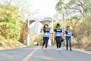 BIB: 
                            <button type="button" onclick="openModal(7210990)" class="btn btn-primary btn-sm float-right btn-popup" data-toggle="modal" data-target=".modal-high-quality">
                        <i class="fas fa-shopping-cart"></i> Add to Cart
                    </button>
                                            <button type="button" onclick="isThisMe(7210990, true)" class="btn btn-success btn-sm float-right btn-popup btn-isme hidden" data-toggle="tooltip" data-placement="bottom" title="นี่คือรูปของคุณใช่ไหม คลิกที่นี่เพื่อเอาเข้าอัลบั้ม">
                        <i class="fas fa-plus"></i> Add to album
                    </button>
                    <button type="button" onclick="isThisMe(7210990, false)" class="btn btn-warning btn-sm float-right btn-popup btn-isnotme hidden">
                        <i class="fas fa-ban"></i> Remove from album
                    </button>