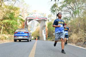 BIB: 
                            <button type="button" onclick="openModal(7210231)" class="btn btn-primary btn-sm float-right btn-popup" data-toggle="modal" data-target=".modal-high-quality">
                        <i class="fas fa-shopping-cart"></i> Add to Cart
                    </button>
                                            <button type="button" onclick="isThisMe(7210231, true)" class="btn btn-success btn-sm float-right btn-popup btn-isme hidden" data-toggle="tooltip" data-placement="bottom" title="นี่คือรูปของคุณใช่ไหม คลิกที่นี่เพื่อเอาเข้าอัลบั้ม">
                        <i class="fas fa-plus"></i> Add to album
                    </button>
                    <button type="button" onclick="isThisMe(7210231, false)" class="btn btn-warning btn-sm float-right btn-popup btn-isnotme hidden">
                        <i class="fas fa-ban"></i> Remove from album
                    </button>