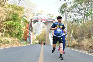 BIB: 
                            <button type="button" onclick="openModal(7210166)" class="btn btn-primary btn-sm float-right btn-popup" data-toggle="modal" data-target=".modal-high-quality">
                        <i class="fas fa-shopping-cart"></i> Add to Cart
                    </button>
                                            <button type="button" onclick="isThisMe(7210166, true)" class="btn btn-success btn-sm float-right btn-popup btn-isme hidden" data-toggle="tooltip" data-placement="bottom" title="นี่คือรูปของคุณใช่ไหม คลิกที่นี่เพื่อเอาเข้าอัลบั้ม">
                        <i class="fas fa-plus"></i> Add to album
                    </button>
                    <button type="button" onclick="isThisMe(7210166, false)" class="btn btn-warning btn-sm float-right btn-popup btn-isnotme hidden">
                        <i class="fas fa-ban"></i> Remove from album
                    </button>