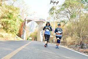 BIB: 
                            <button type="button" onclick="openModal(7211181)" class="btn btn-primary btn-sm float-right btn-popup" data-toggle="modal" data-target=".modal-high-quality">
                        <i class="fas fa-shopping-cart"></i> Add to Cart
                    </button>
                                            <button type="button" onclick="isThisMe(7211181, true)" class="btn btn-success btn-sm float-right btn-popup btn-isme hidden" data-toggle="tooltip" data-placement="bottom" title="นี่คือรูปของคุณใช่ไหม คลิกที่นี่เพื่อเอาเข้าอัลบั้ม">
                        <i class="fas fa-plus"></i> Add to album
                    </button>
                    <button type="button" onclick="isThisMe(7211181, false)" class="btn btn-warning btn-sm float-right btn-popup btn-isnotme hidden">
                        <i class="fas fa-ban"></i> Remove from album
                    </button>