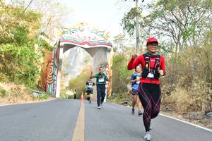 BIB: 
                            <button type="button" onclick="openModal(7210147)" class="btn btn-primary btn-sm float-right btn-popup" data-toggle="modal" data-target=".modal-high-quality">
                        <i class="fas fa-shopping-cart"></i> Add to Cart
                    </button>
                                            <button type="button" onclick="isThisMe(7210147, true)" class="btn btn-success btn-sm float-right btn-popup btn-isme hidden" data-toggle="tooltip" data-placement="bottom" title="นี่คือรูปของคุณใช่ไหม คลิกที่นี่เพื่อเอาเข้าอัลบั้ม">
                        <i class="fas fa-plus"></i> Add to album
                    </button>
                    <button type="button" onclick="isThisMe(7210147, false)" class="btn btn-warning btn-sm float-right btn-popup btn-isnotme hidden">
                        <i class="fas fa-ban"></i> Remove from album
                    </button>